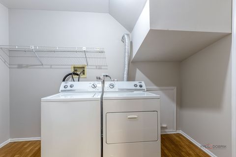 Tiny photo for 1090 Pine Tree Circle N, Buffalo Grove, IL 60089 (MLS # 12625055)