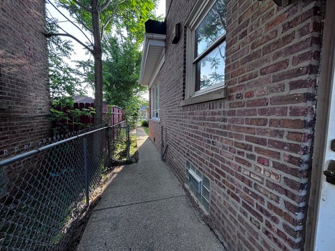 Tiny photo for 814 Norfolk Avenue, Westchester, IL 60154 (MLS # 12663349)