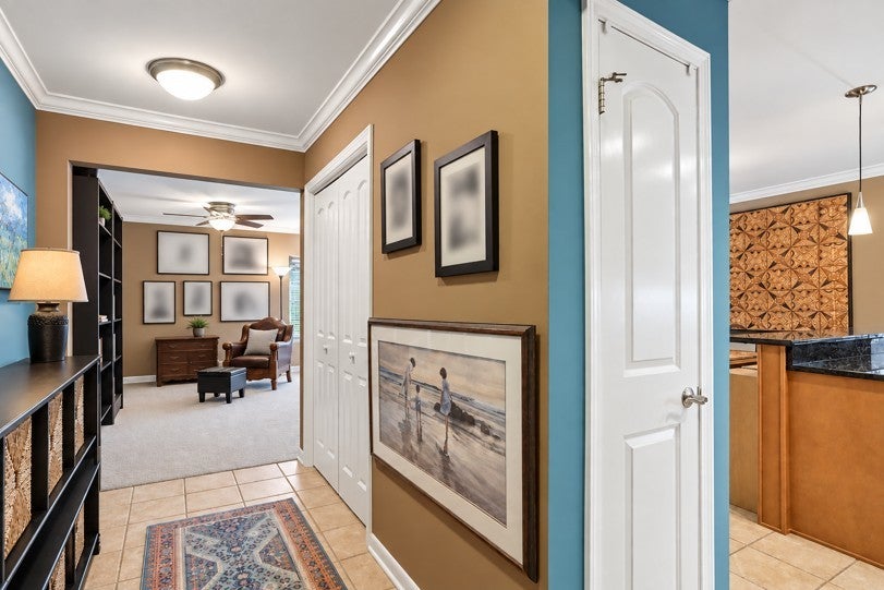 201 Thames Parkway 3A