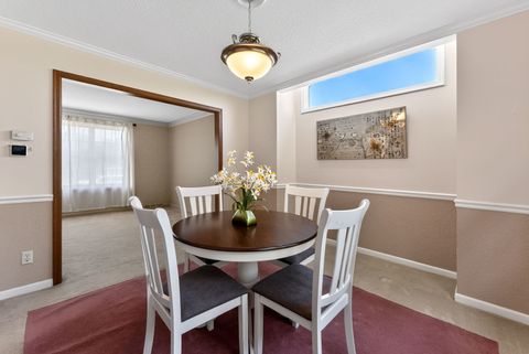Tiny photo for 5131 Woodland Avenue, Davenport, IA 52807 (MLS # 12626161)