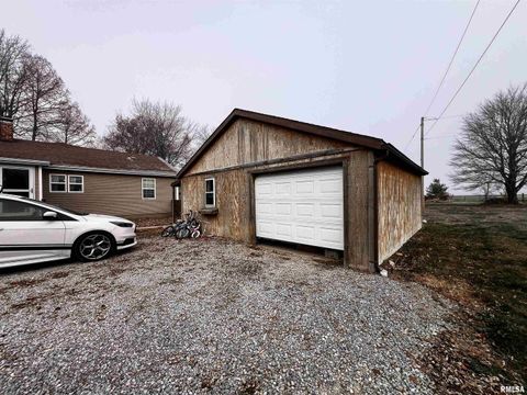 Tiny photo for 829 E JEFFERSON Street, Ashley, IL 62808 (MLS # EB460698)