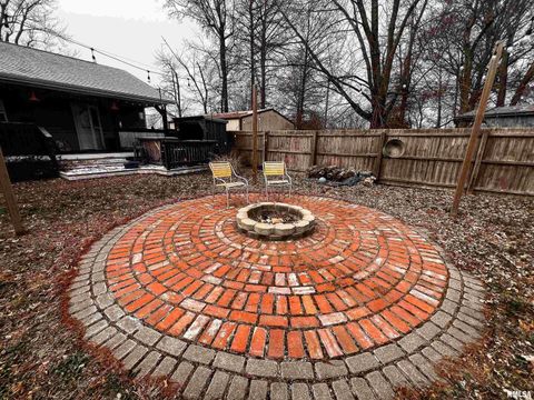 Tiny photo for 829 E JEFFERSON Street, Ashley, IL 62808 (MLS # EB460698)