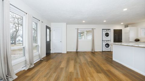 Tiny photo for 1104 Redwood Avenue, Bloomington, IL 61701 (MLS # 12516592)