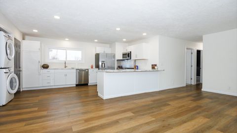 Tiny photo for 1104 Redwood Avenue, Bloomington, IL 61701 (MLS # 12516592)