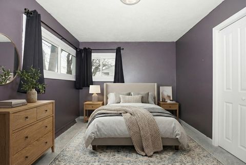 Tiny photo for 1104 Redwood Avenue, Bloomington, IL 61701 (MLS # 12516592)