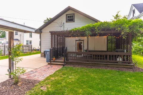 Tiny photo for 711 N Mill Street, Pontiac, IL 61764 (MLS # 12692081)
