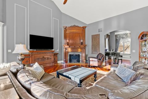Tiny photo for 26 Meadow Road, Palos Park, IL 60464 (MLS # 12548811)