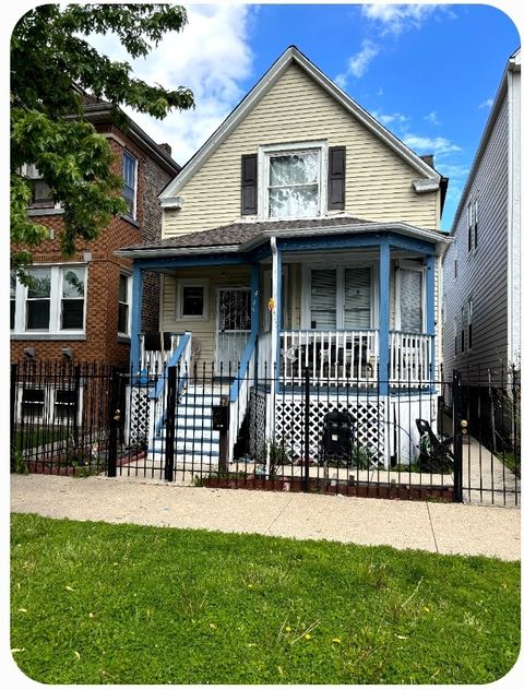 Tiny photo for 415 N Lawler Avenue, Chicago, IL 60644 (MLS # 12624073)