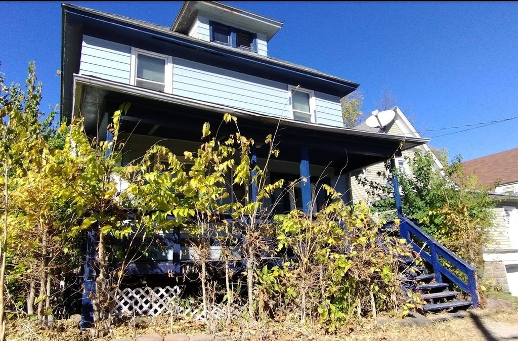 Photo for 928 North Avenue, Rockford, IL 61103 (MLS # 12508266)