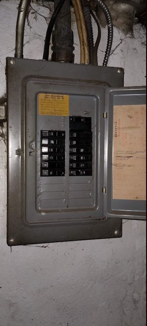 Tiny photo for 928 North Avenue, Rockford, IL 61103 (MLS # 12508266)