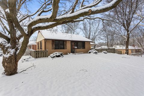 Tiny photo for 1105 Eastern Drive, Urbana, IL 61801 (MLS # 12532856)
