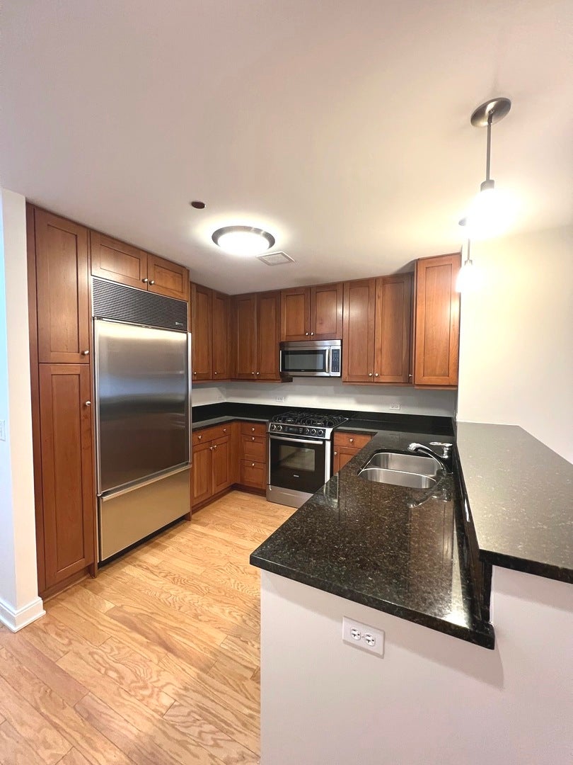 60 E Monroe Street 2604