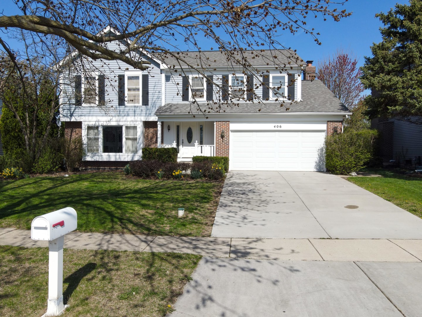 406 Woodcroft Lane