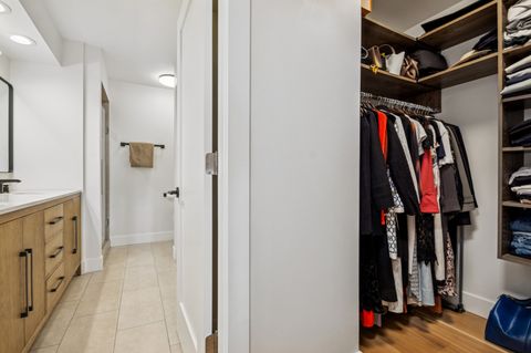 Tiny photo for 1671 Mission Hills Road #S404, Northbrook, IL 60062 (MLS # 12592936)