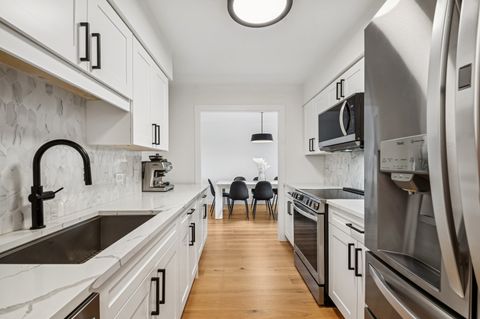 Tiny photo for 1671 Mission Hills Road #S404, Northbrook, IL 60062 (MLS # 12592936)