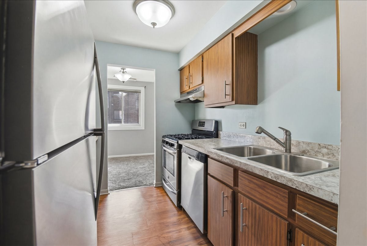 15805 Peggy Lane 6