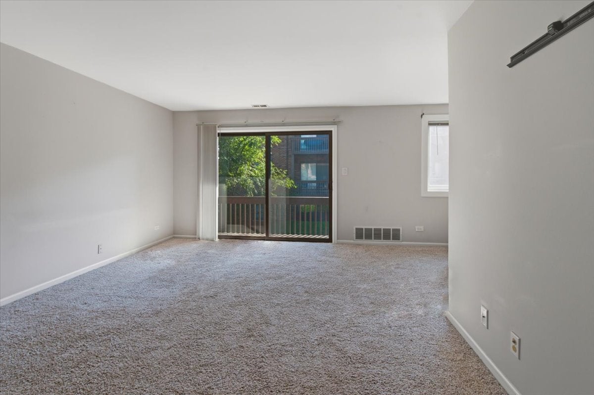 15805 Peggy Lane 6