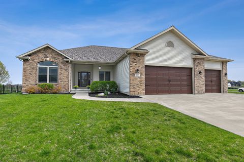 Single Family Residence in Sycamore IL 355 Brandon Place.jpg