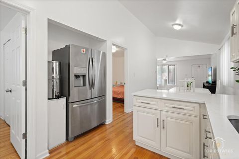 Tiny photo for 3267 S Hamilton Avenue, Chicago, IL 60608 (MLS # 12488038)