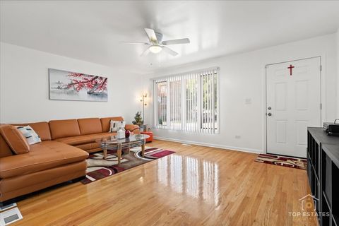 Tiny photo for 3267 S Hamilton Avenue, Chicago, IL 60608 (MLS # 12488038)