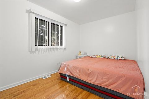 Tiny photo for 3267 S Hamilton Avenue, Chicago, IL 60608 (MLS # 12488038)