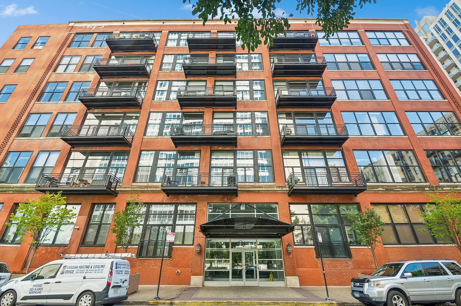 525 W Superior Street 430