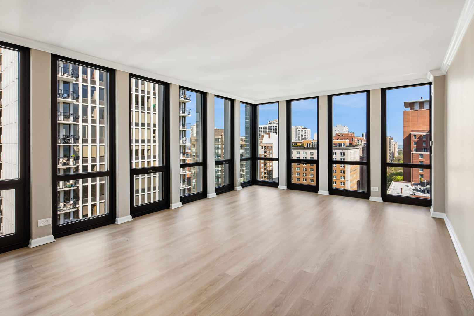 1 E Scott Street 1810