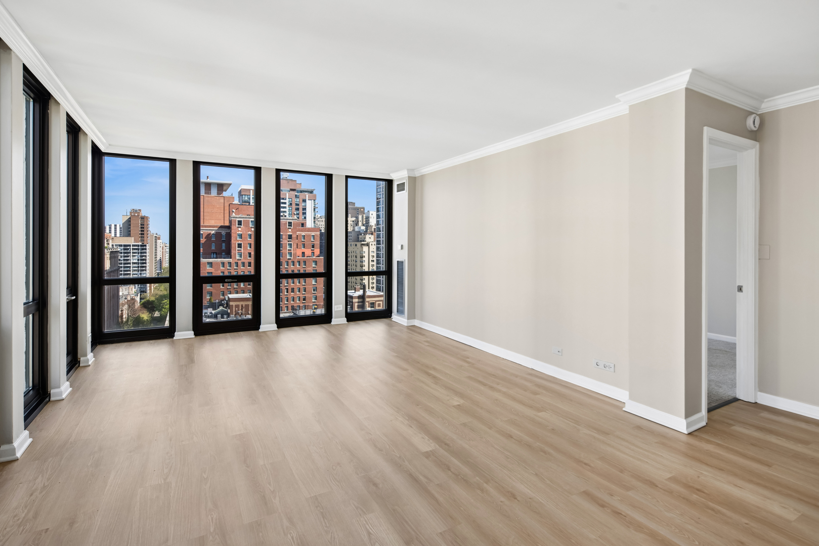 1 E Scott Street 1810