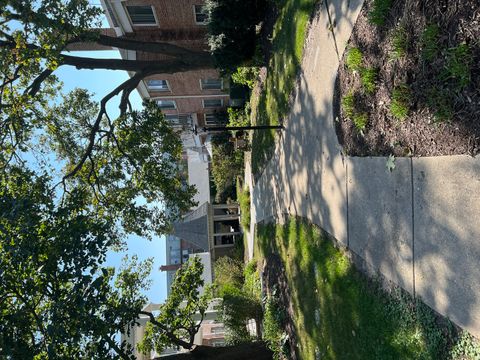 Tiny photo for 543 Burlington Avenue #112E, Downers Grove, IL 60515 (MLS # 12482684)