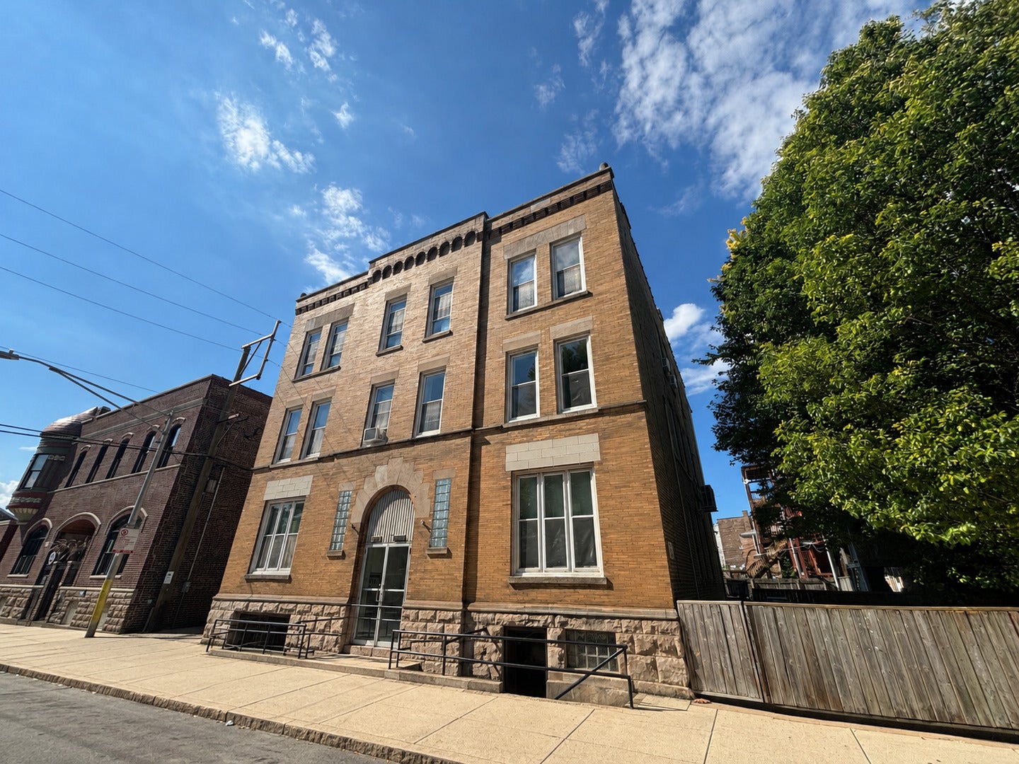 310 W 32nd Street