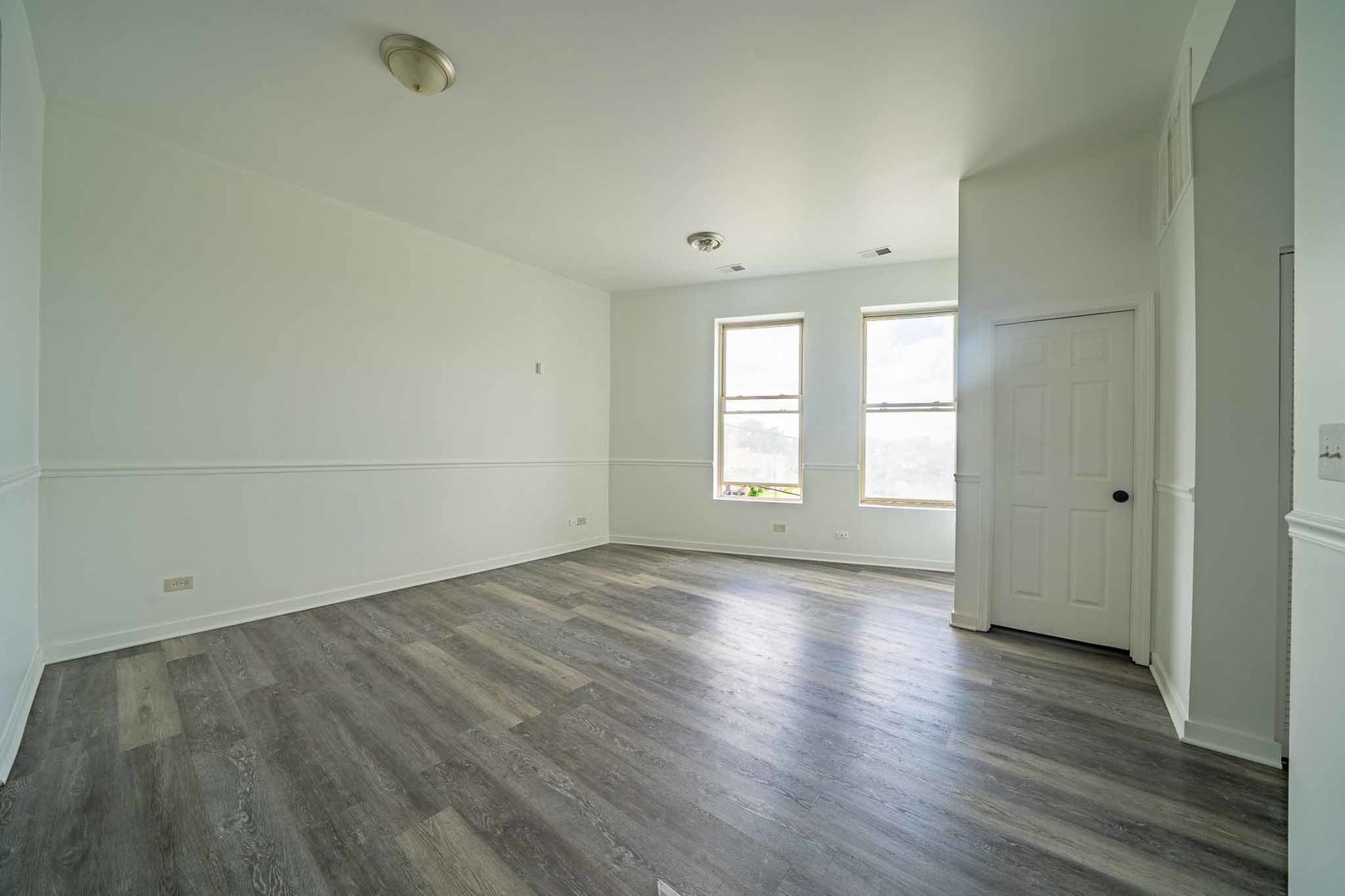 317 S Homan Avenue 3E