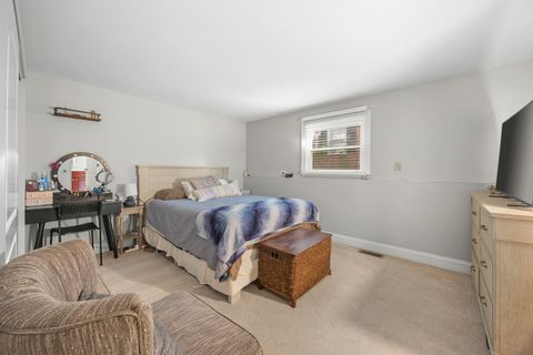 Tiny photo for 573 Maple Avenue, Lisle, IL 60532 (MLS # 12467142)