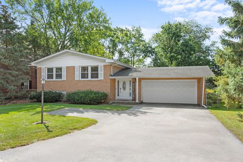 573 Maple Avenue Lisle IL 60532