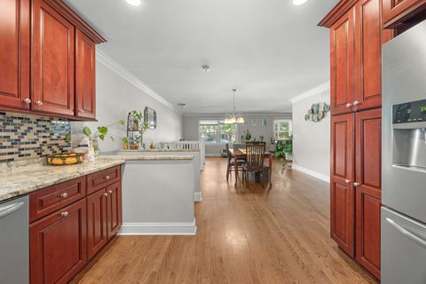 Tiny photo for 573 Maple Avenue, Lisle, IL 60532 (MLS # 12467142)