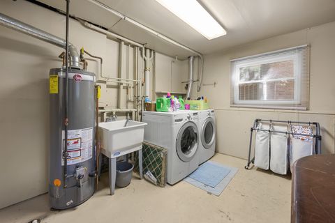 Tiny photo for 573 Maple Avenue, Lisle, IL 60532 (MLS # 12467142)