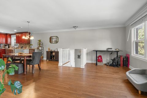 Tiny photo for 573 Maple Avenue, Lisle, IL 60532 (MLS # 12467142)