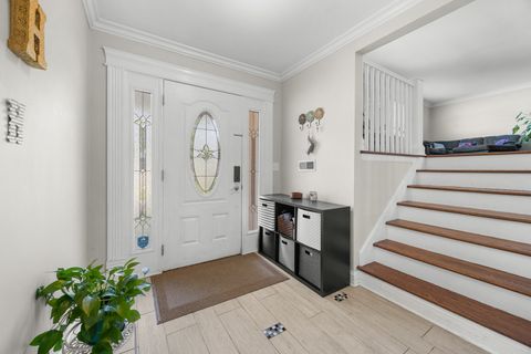 Tiny photo for 573 Maple Avenue, Lisle, IL 60532 (MLS # 12467142)