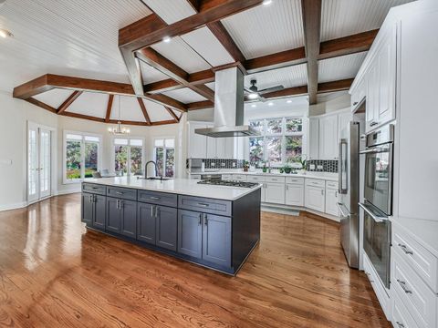 Tiny photo for 140 Braymore Court, Inverness, IL 60010 (MLS # 12614743)