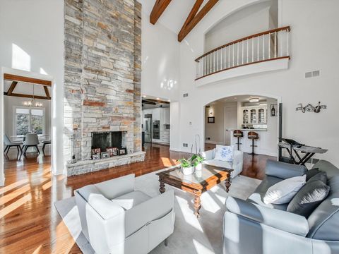 Tiny photo for 140 Braymore Court, Inverness, IL 60010 (MLS # 12614743)