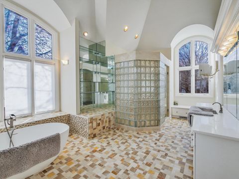 Tiny photo for 140 Braymore Court, Inverness, IL 60010 (MLS # 12614743)