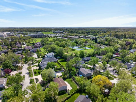 Tiny photo for 4019 Crestwood Drive, Northbrook, IL 60062 (MLS # 12638983)