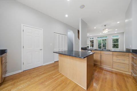 Tiny photo for 935 W College Parkway, Chicago, IL 60608 (MLS # 12739998)