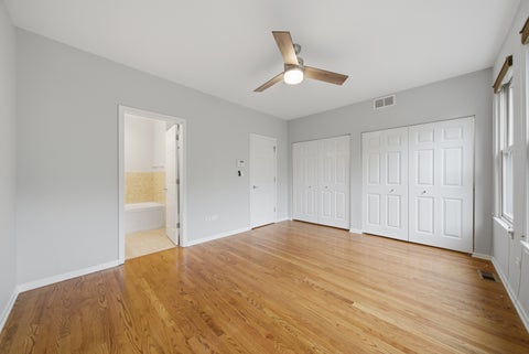 Tiny photo for 935 W College Parkway, Chicago, IL 60608 (MLS # 12739998)