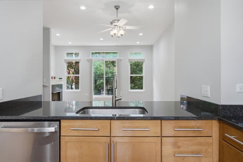 Tiny photo for 935 W College Parkway, Chicago, IL 60608 (MLS # 12739998)