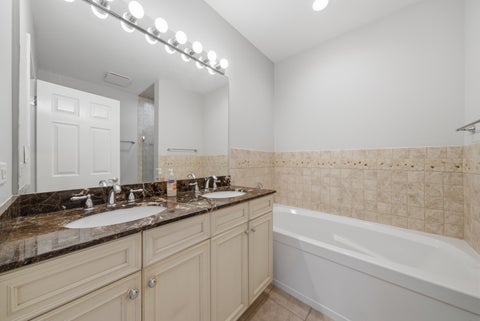 Tiny photo for 935 W College Parkway, Chicago, IL 60608 (MLS # 12739998)