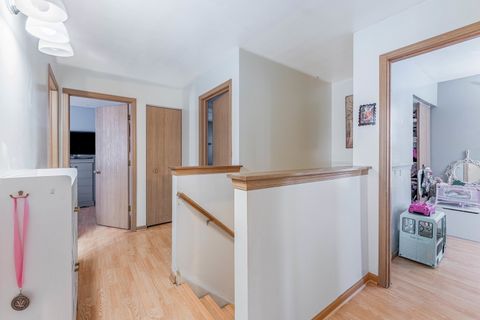 Tiny photo for 813 Serendipity Drive, Aurora, IL 60504 (MLS # 12570198)