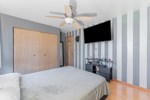 Tiny photo for 813 Serendipity Drive, Aurora, IL 60504 (MLS # 12570198)