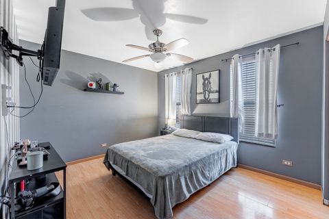 Tiny photo for 813 Serendipity Drive, Aurora, IL 60504 (MLS # 12570198)