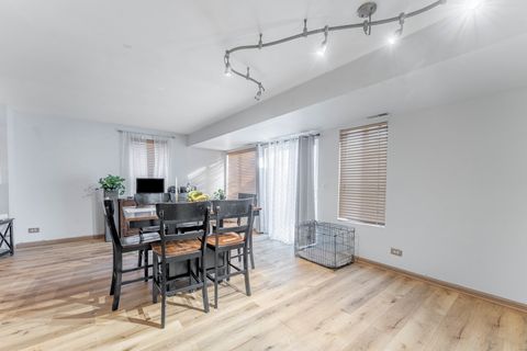 Tiny photo for 813 Serendipity Drive, Aurora, IL 60504 (MLS # 12570198)