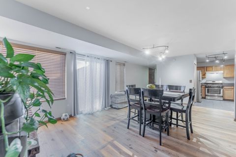 Tiny photo for 813 Serendipity Drive, Aurora, IL 60504 (MLS # 12570198)